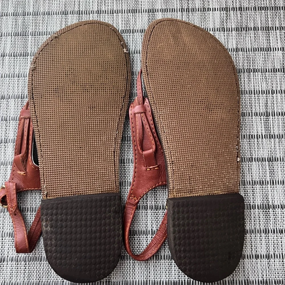 Sandals - Picture 2 of 6